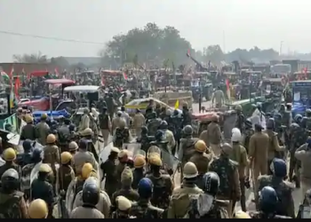 किसान आंदोलन : गाजीपुर बॉर्डर पर आधी रात काटी गई बिजली, भारी संख्‍या में पुलिस फोर्स तैनात
