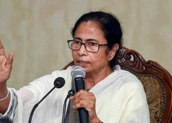 हमारी मीटिंग खराब करने के लिए बीजेपी लोग भेजते थे, अब हम भी भेजेंगे : CM ममता