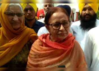 किसान आंदोलन : सिंघू बॉर्डर पर पहुंचीं शहीद भगत सिंह की भांजी गुरदीप