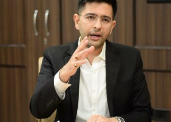 हमारी मांग है कि पीएम किसानों के साथ अगली बैठक में खुद आएं, तीनों कानूनों को रद्द करें : राघव चड्ढा