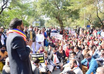दिल्ली की जनता एमसीडी में भाजपा के भ्रष्टाचार से परेशान है, अब छुटकारा चाहती है : आप