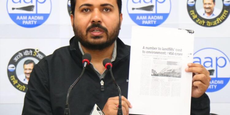 दिल्ली की 90 प्रतिशत जनता एमसीडी में भाजपा के भ्रष्टाचार से दुखी है : दुर्गेश पाठक