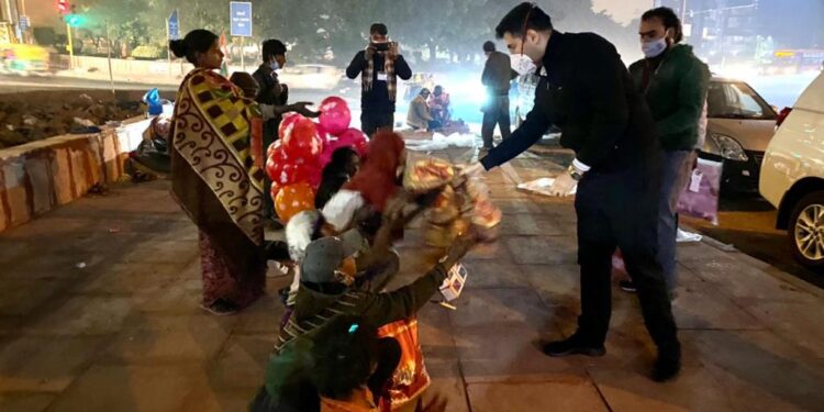 मिशन सहारा यह सुनिश्चित करता है कि किसी को भी कड़ाके की ठंड में अस्तित्व के लिए संघर्ष न करना पड़े : राघव चड्ढा