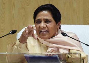 UP और उत्तराखंड में अकेले चुनाव लड़ेगी BSP, सभी सीटों पर उतारेगी प्रत्याशी : मायावती