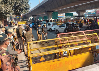 किसान आंदोलन : फरीदाबाद में किसानों और पुलिस के बीच हिंसक झड़प, स्थिति गंभीर