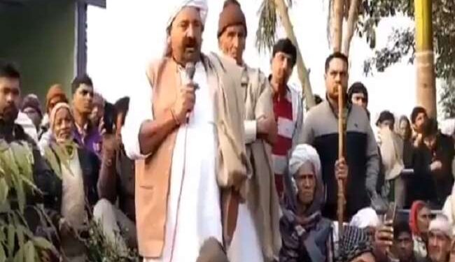 आंदोलन जारी रखने के राकेश टिकैत के ऐलान के बाद मुजफ्फरनगर में किसानों की महापंचायत