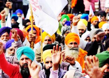 भारतीय किसान यूनियन ने SC में दाखिल की याचिका, बोले- ‘निष्पक्ष नहीं कमेटी, नई गठित करे कोर्ट’