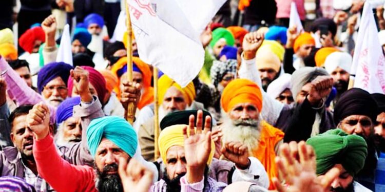 भारतीय किसान यूनियन ने SC में दाखिल की याचिका, बोले- ‘निष्पक्ष नहीं कमेटी, नई गठित करे कोर्ट’