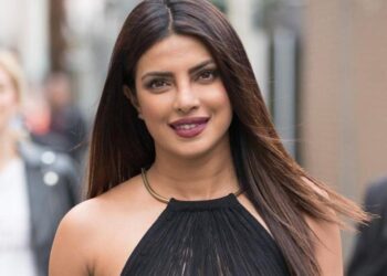 हॉलीवुड करियर पर प्रियंका चोपड़ा बोलीं- ‘किसी ने नहीं बनाएं मेरे रास्ते’