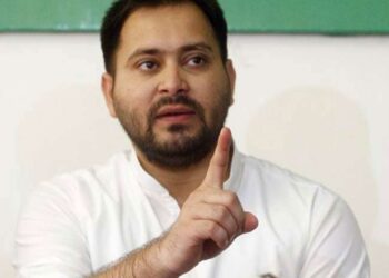 लालू जी को डॉक्टरी देखभाल की जरूरत, RJD के लोग AIIMS में भीड़ न लगाएं : तेजस्वी यादव