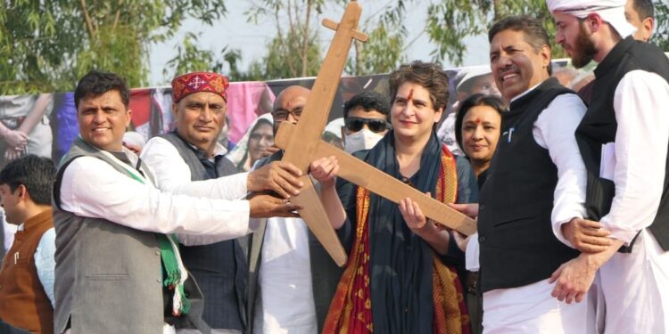 किसान आंदोलन : कारोबारियों के लिए धड़कता है पीएम मोदी का दिल : प्रियंका गांधी