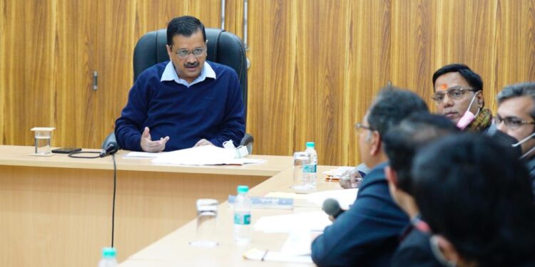 केजरीवाल सरकार का प्रदूषण पर प्रहार, अब प्रदूषण की होगी रियल टाइम माॅनिटरिंग, कारणों का निवारण