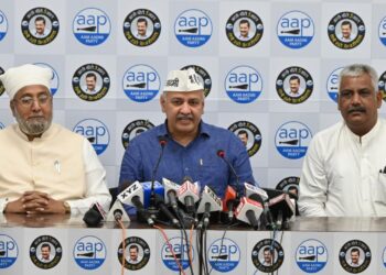 आप के विचारधारा से प्रभावित होकर ग्रहण की पार्टी की सदस्यता : सुखबीर सिंह मल्होत्रा