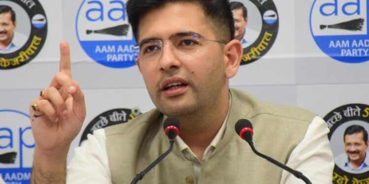 एमसीडी ने पूरी दिल्ली को नर्क बना दिया है, कूड़ा-कूड़ा कर दिया है : राघव चड्ढा