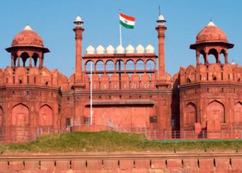 लाल किला अनिश्चितकाल तक बंद करने के आदेश, बर्ड फ्लू की वजह से लिया गया फैसला