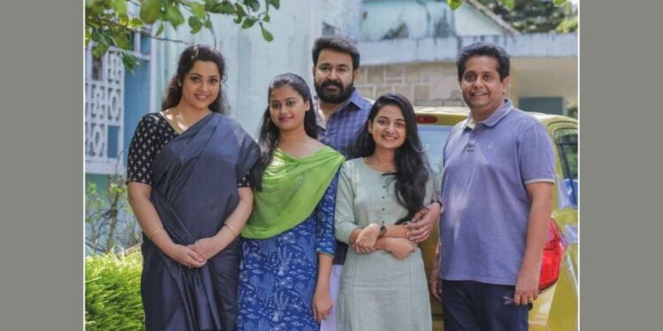 ’दृश्यम 2′ की रिलीज़ से पहले, अमेज़ॅन प्राइम वीडियो ने सात साल पुरानी यादें की ताज़ा