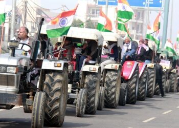 ट्रैक्टर रैली में शामिल 16 किसान अब भी लापता और 122 गिरफ्तार : संयुक्त किसान मोर्चा