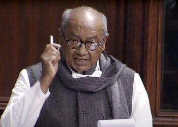 सरकार अध्यादेश लाकर कृषि कानून वापस ले : दिग्विजय सिंह