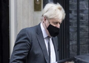 लॉकडाउन हटाने की अभी कोई गारंटी नहीं दी जा सकती : बोरिस जॉनसन