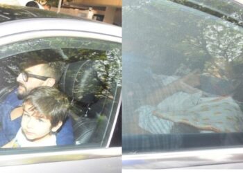 न्यूबोर्न बेबी के साथ अस्पताल से घर पहुंचीं करीना कपूर, संग दिखे सैफ-तैमूर