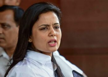 TMC सांसद महुआ मोइत्रा के घर के बाहर BSF की तैनाती, बोली- लगता है मैं किसी निगरानी में हूं