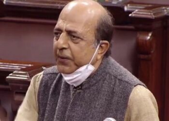 सीएम ममता को एक और बड़ा झटका, सांसद दिनेश त्रिवेदी का राज्यसभा से इस्तीफा