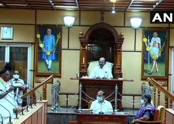 पुडुचेरी : बहुमत साबित नहीं कर सकी कांग्रेस की सरकार