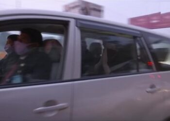 प्रियंका गांधी के काफिले में गाड़ियां आपस में टकराई, कोई घायल नहीं