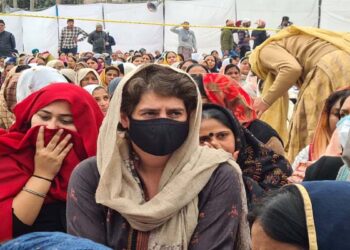 प्रियंका गांधी आज सहारनपुर में किसानों की महापंचायत में शामिल होंगी
