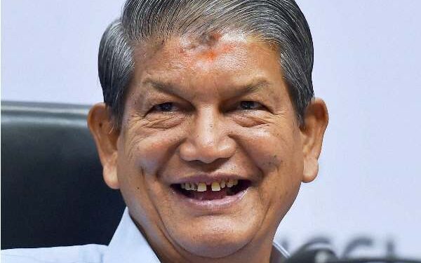 अभी मोदी जी की तारीफ भूसे में सुई ढूंढने जैसा है : हरीश रावत