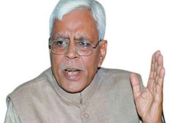 मोदी सरकार ने रिहाना एवं थमबर्ग का मुकाबला करने के लिए तेंदुलकर को मैदान में उतारा : शिवानंद तिवारी