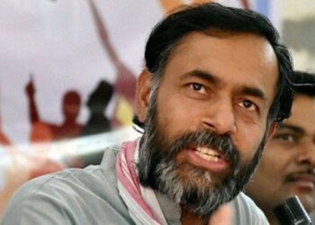इस ऐतिहासिक किसान आंदोलन ने यह साबित कर दिया है, इस निरकुंश सरकार को चुनौती दी जा सकती है : योगेंद्र यादव