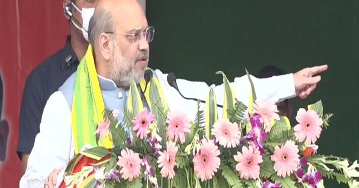 असम चुनाव : कांग्रेस को सबको लड़ाने में मजा आता है, हमने राज्य को आतंक’वाद मुक्त किया : अमित शाह