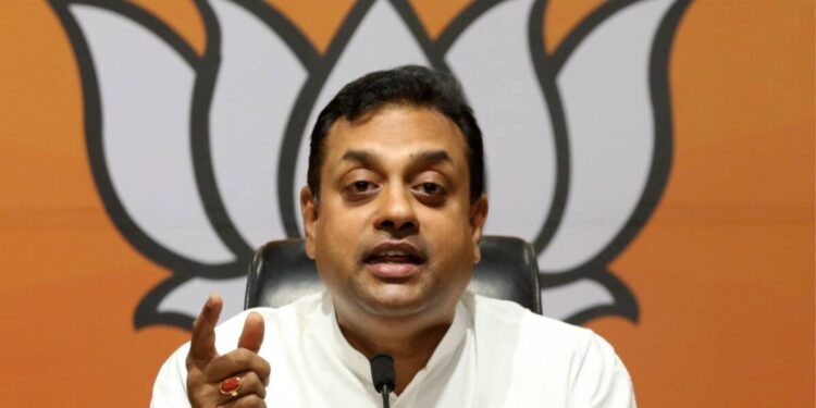 कोविड-19 वैक्सीन को लेकर जिस तरीके से राजनीति हो रही है, ये ठीक नहीं है : संबित पात्रा