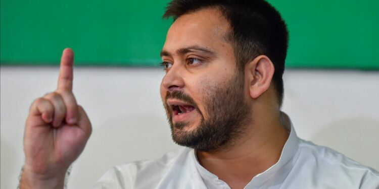बिहार में 64 प्रतिशत मंत्री हैं दागी, अवैध शराब बेचना सबसे ज्यादा मुनाफे का व्यवसाय : तेजस्वी यादव