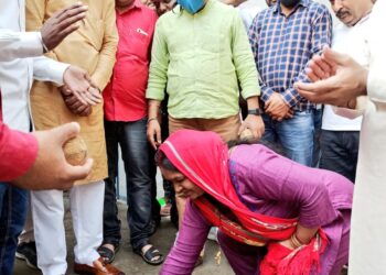 लोगों की सुविधा का ख्याल रखते हुए जनसुविधा परिसर का शुभारंभ किया गया है : दिलीप पाण्डेय
