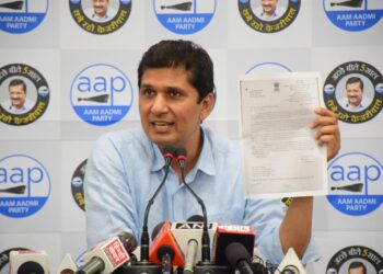 गरीब आदमी को घर बैठे राशन पहुंचाने में केंद्र को क्यों आपत्ति है और क्या आपत्ति है : सौरभ भारद्वाज