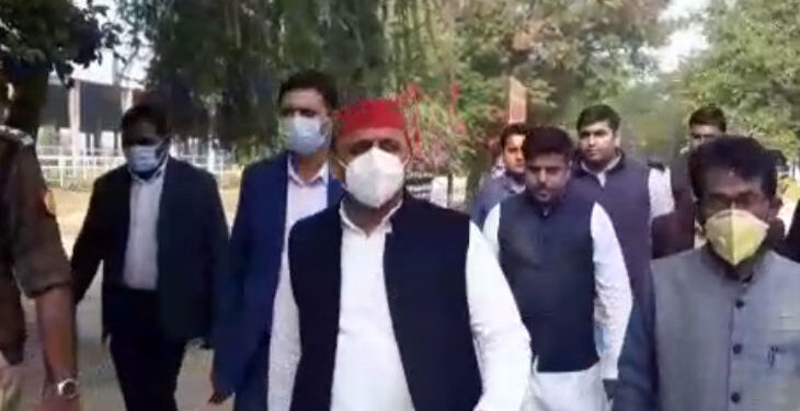 कानून वापस होना चाहिए, सरकार ने MSP जो तय की थी वो किसानों को नही मिल रही : अखिलेश यादव