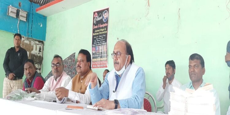 प्रयागराज : मॉडल गांव बनाने पर ही गांव में खुशहाली आएगी : सिद्धार्थ नाथ सिंह