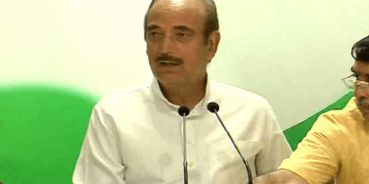 अगले दो महीने में कांग्रेस को जिताना प्राथमिकता, पार्टी जहां बुलाएगी वहां जाएंगे : गुलाम नबी आजाद