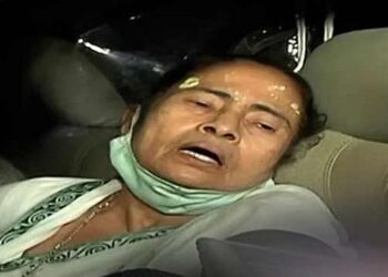 दीदी को नंदीग्राम में धक्का दिए जाने की घटना पर चुनाव आयोग ने रिपोर्ट तलब की