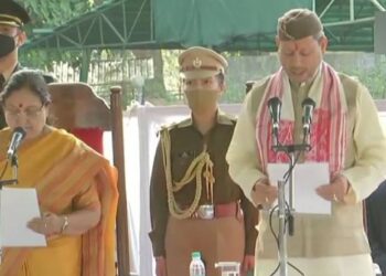 तीरथ सिंह रावत ने ली उत्तराखंड के सीएम पद की शपथ