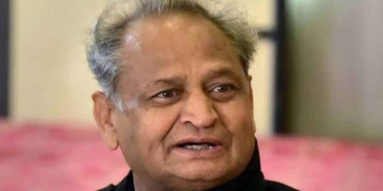 फोन टैपिंग विवाद : लगता है BJP में वर्चस्व की लड़ाई है : सीएम गहलोत