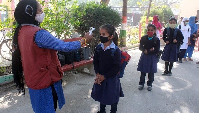 हरियाणा : स्कूल हॉस्टल में कोविड-19 का विस्फोट, 54 छात्र हुए संक्रमित