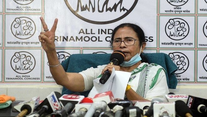 बंगाल चुनाव : टीएमसी ने जारी की उम्मीदवारों की लिस्ट, नंदीग्राम से चुनाव लड़ेंगी दीदी