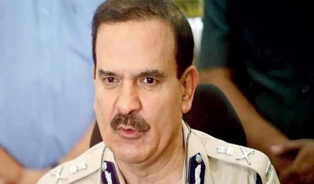 मुंबई के पूर्व कमिश्नर परमबीर सिंह की सीएम ठाकरे को लिखी चिट्ठी, गृहमंत्री  पर लगाए वसूली के गंभीर आरोप