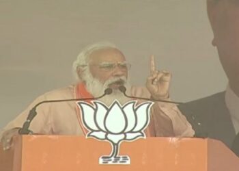 लोकसभा में TMC हॉफ और इस बार पूरी साफ : पीएम मोदी