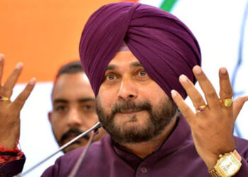 पंजाब : सियासी लोगों के हाथ में अब भी हैं शकुनि के पासे : नवजोत सिंह सिद्धू