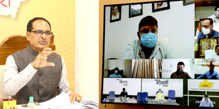 प्रदेश में कोविड-19 संक्रमण दर कम करने के प्रयास सख्ती से लागू हो : सीएम शिवराज