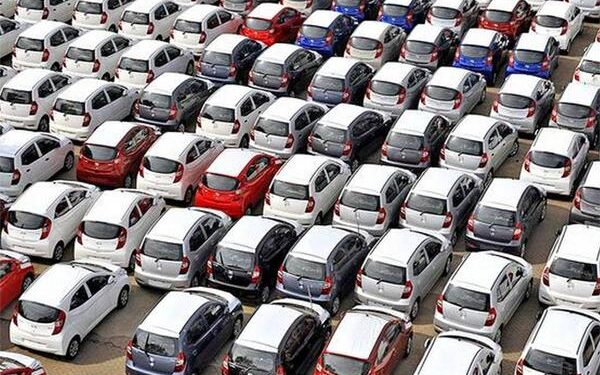 कोरोना काल में वाहनों की बिक्री 14 प्रतिशत घटी